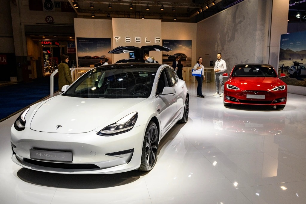 Is the 2021 Tesla Model 3 enough Safe?